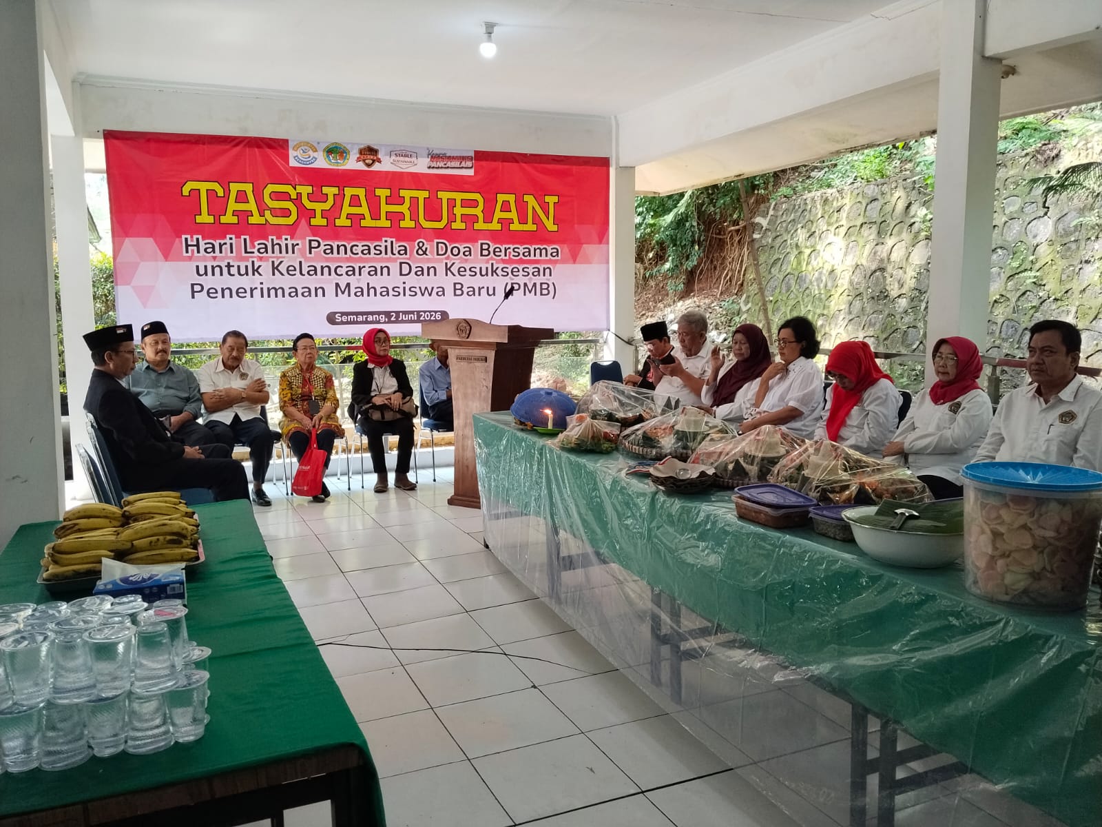 Fakultas Hukum UNTAG Semarang Gelar Tasyakuran Hari Lahir Pancasila, Doakan Kesuksesan PMB dan Teguhkan Nilai Kebangsaan di Era AI