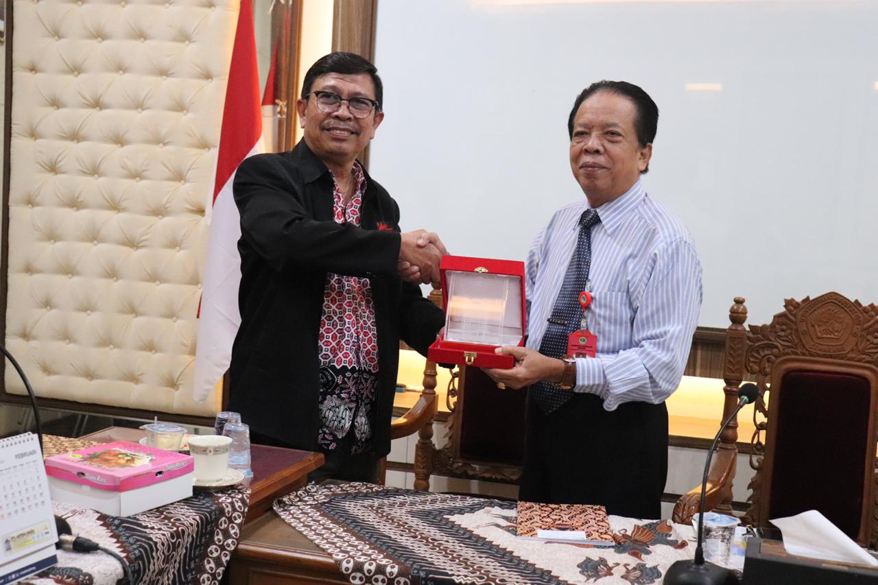 UNTAG se-Indonesia Lakukan Elaborasi Penelitian Dan Pengabdian Masyarakat.