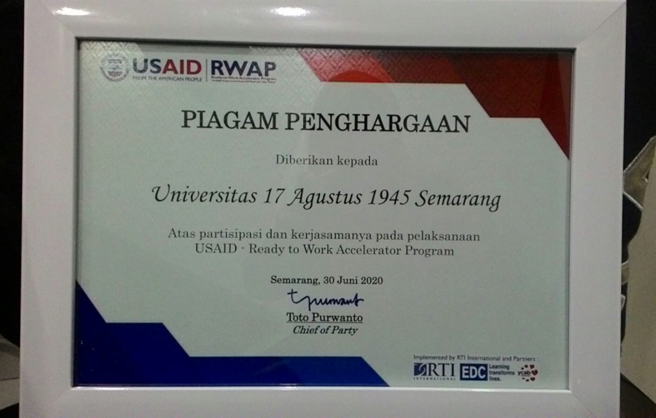 Untag Terima Penghargaan Dari Usaid