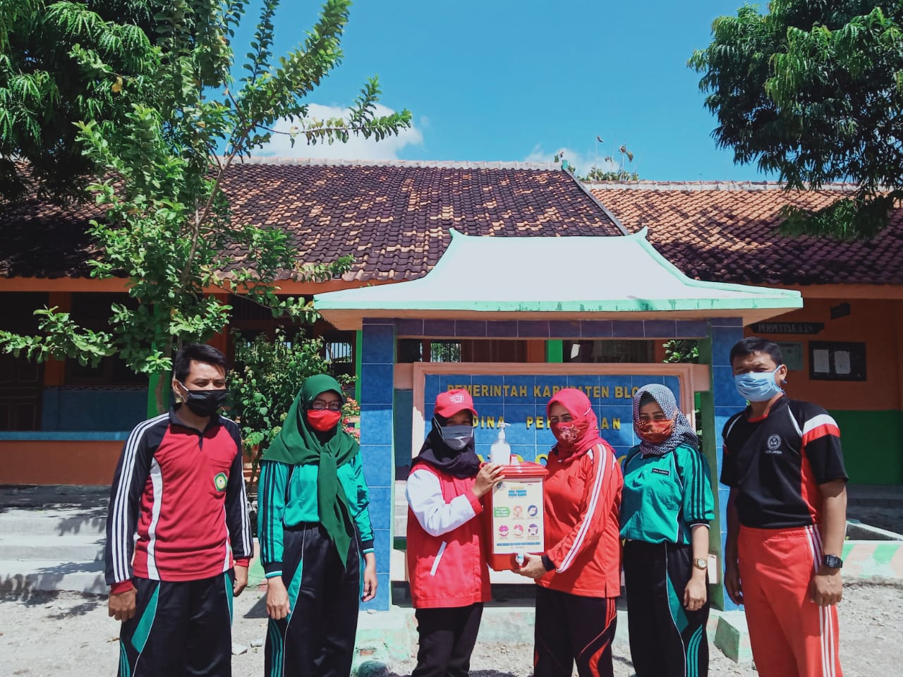 Untag Fokuskan  Pengabdian Pada Pencegahan dan penanggulangan dampak Covid 19 
