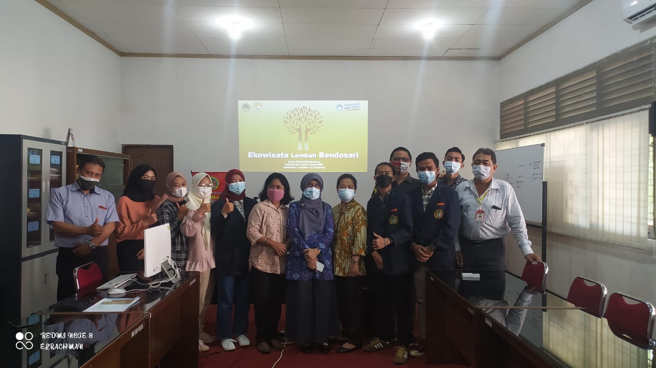 BEM Untag Lolos Program Holistik dan Pemberdayaan Desa.