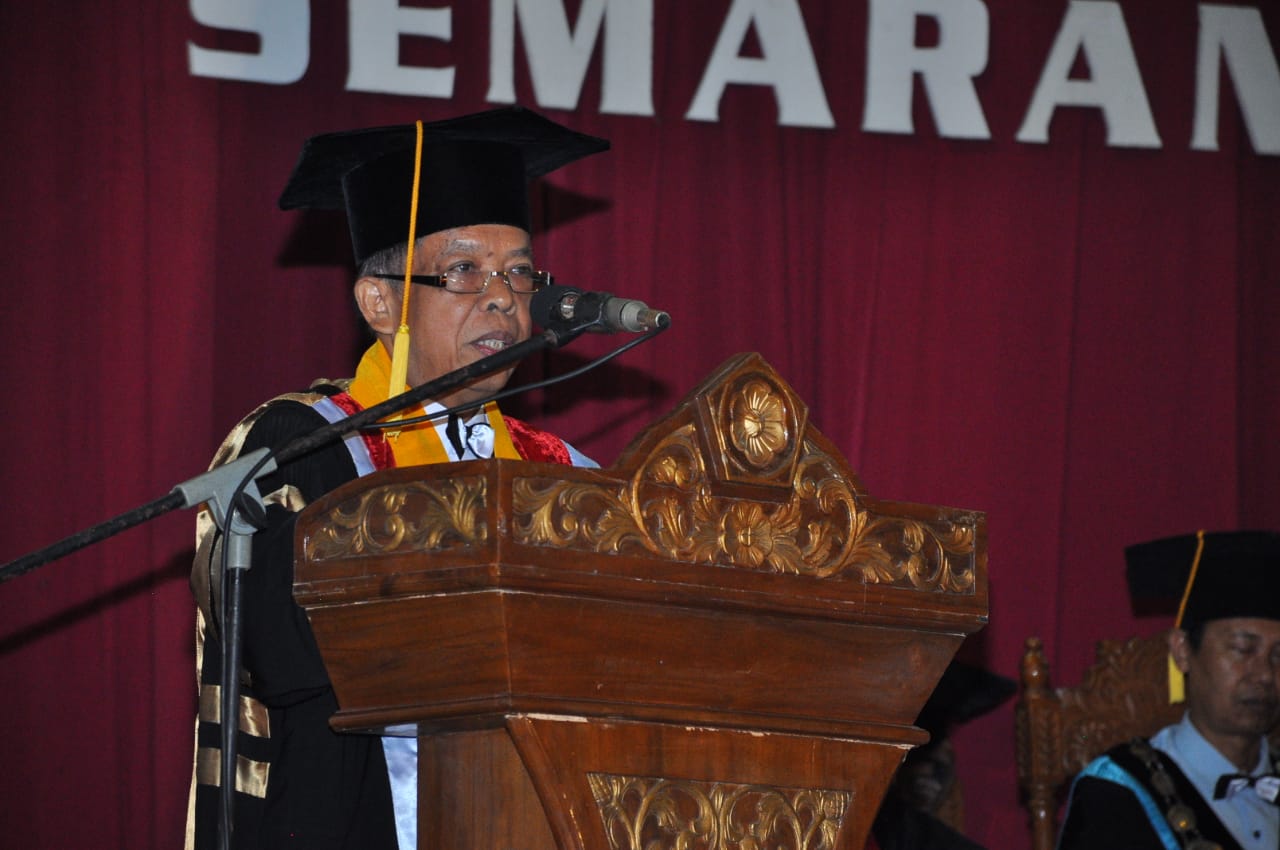 Wisuda Untag Kembalikan Kejayaannya