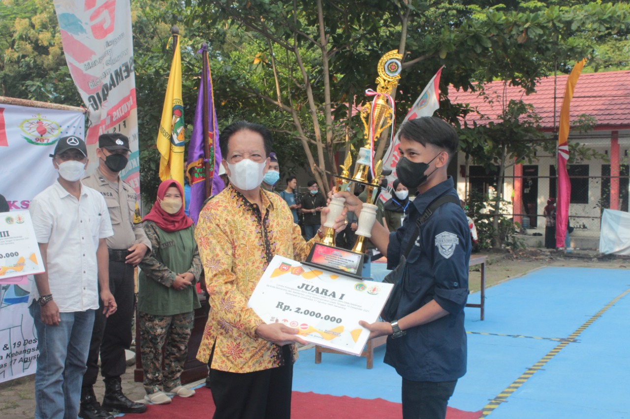 Untag Gelar Lomba Ketangkasan Berbaris Antar SMA Sederajad.